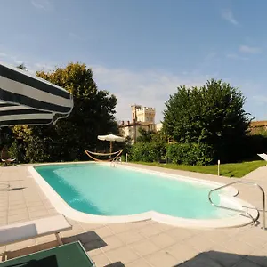 https://villa-resort-scarperia.it-tuscanyhotel.com