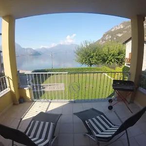 https://residence-white-beach.it-lombardy.com